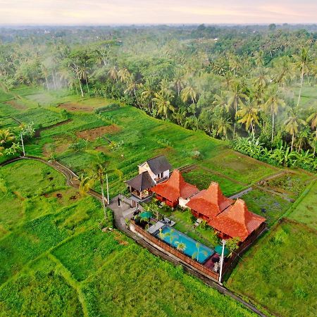 One Bedroom Grand Javanese Joglo Ubud 1 Esterno foto