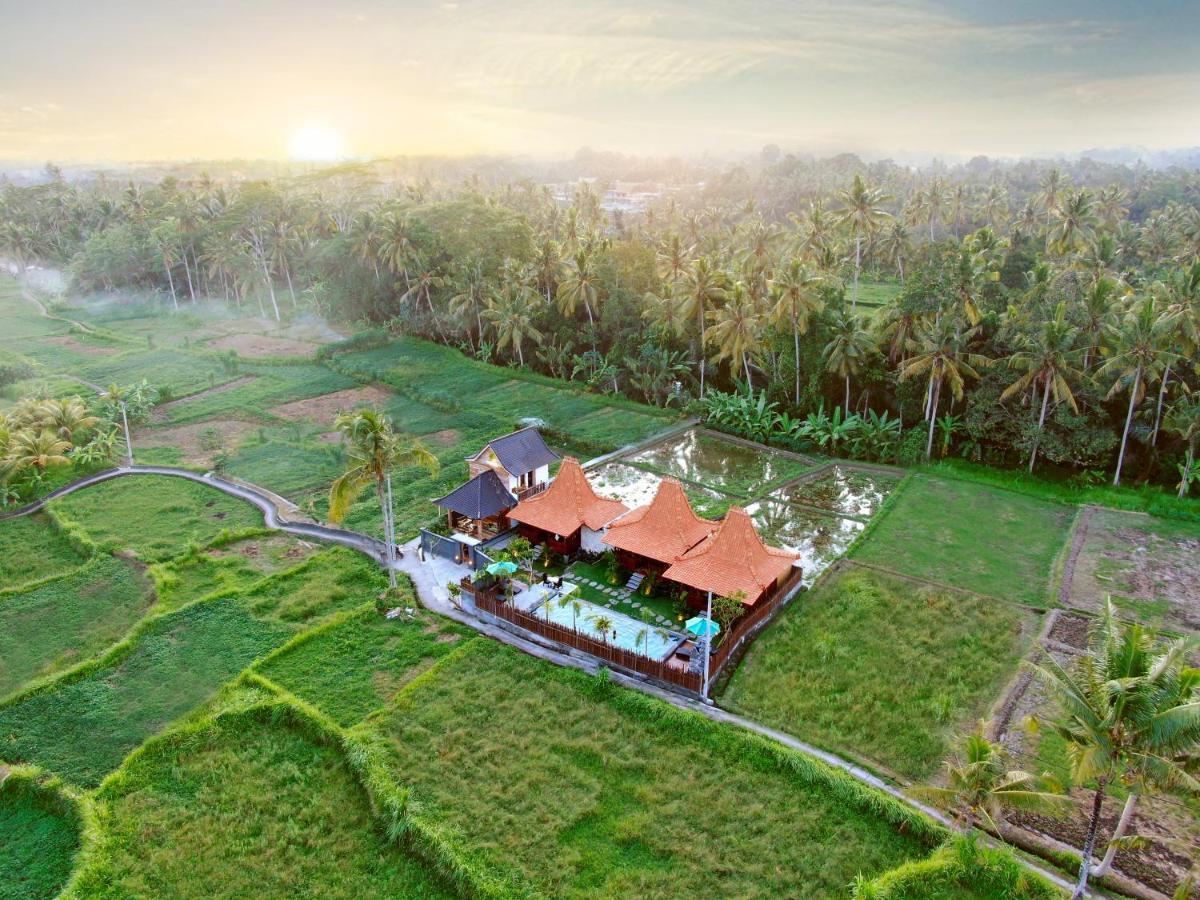 One Bedroom Grand Javanese Joglo Ubud 1 Esterno foto