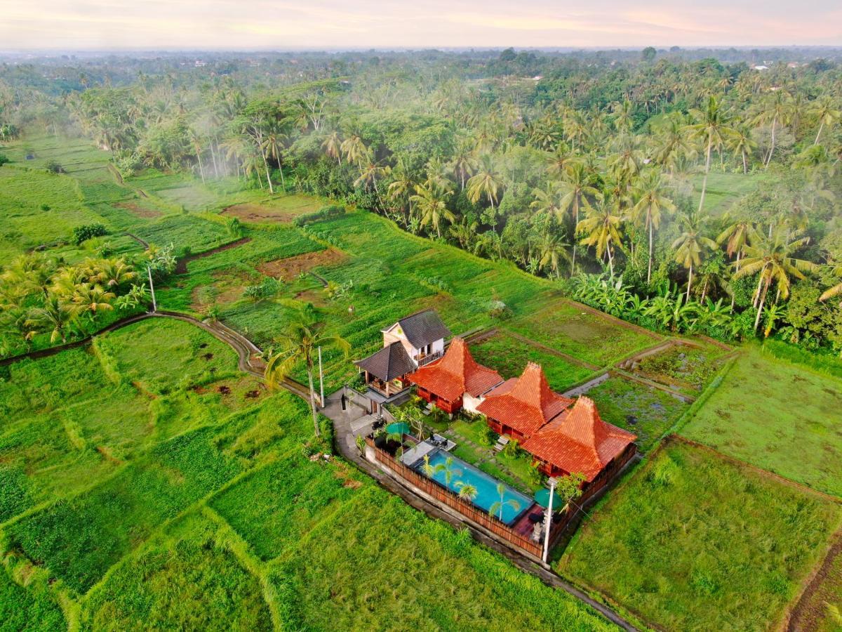 One Bedroom Grand Javanese Joglo Ubud 1 Esterno foto